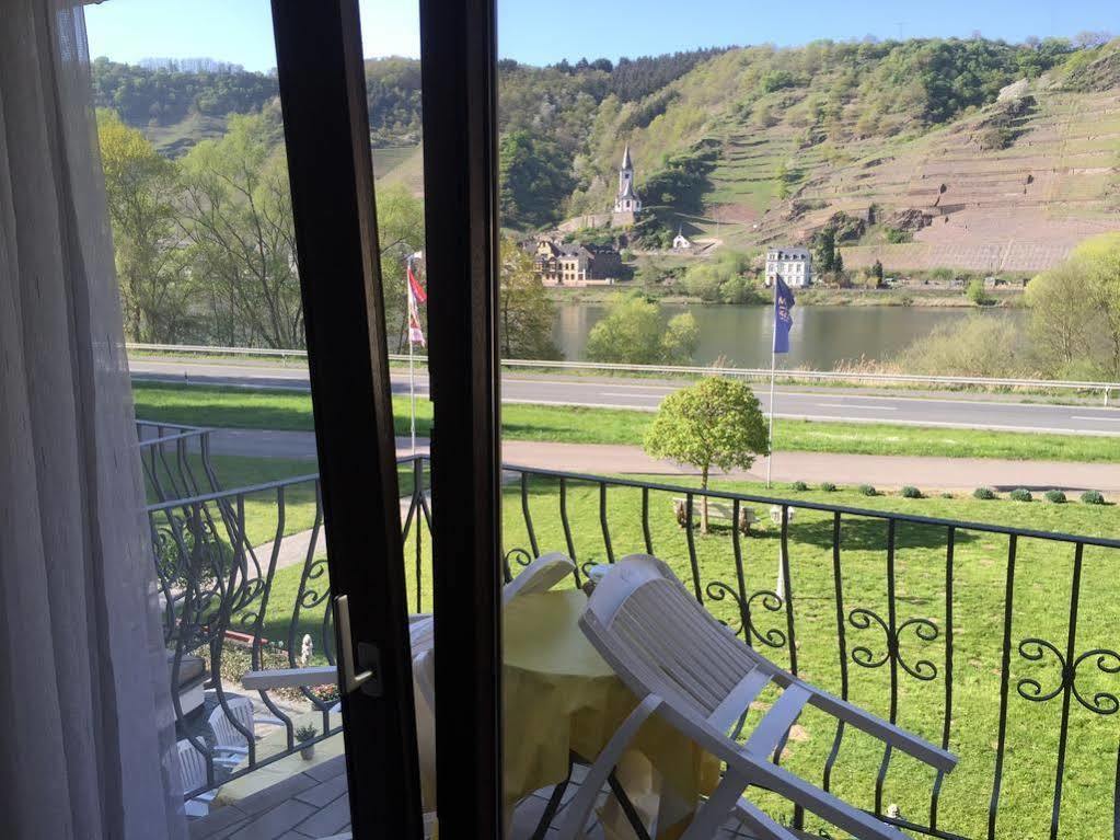 Hotel-Restaurant Peifer Brodenbach Dış mekan fotoğraf